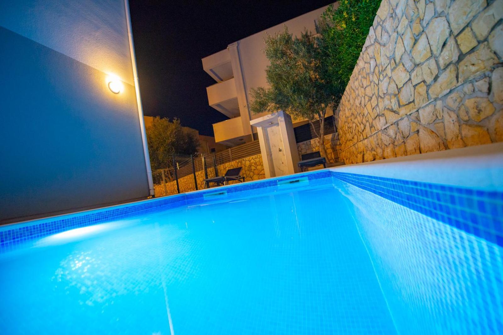 נובליה Apartments Yoko מראה חיצוני תמונה