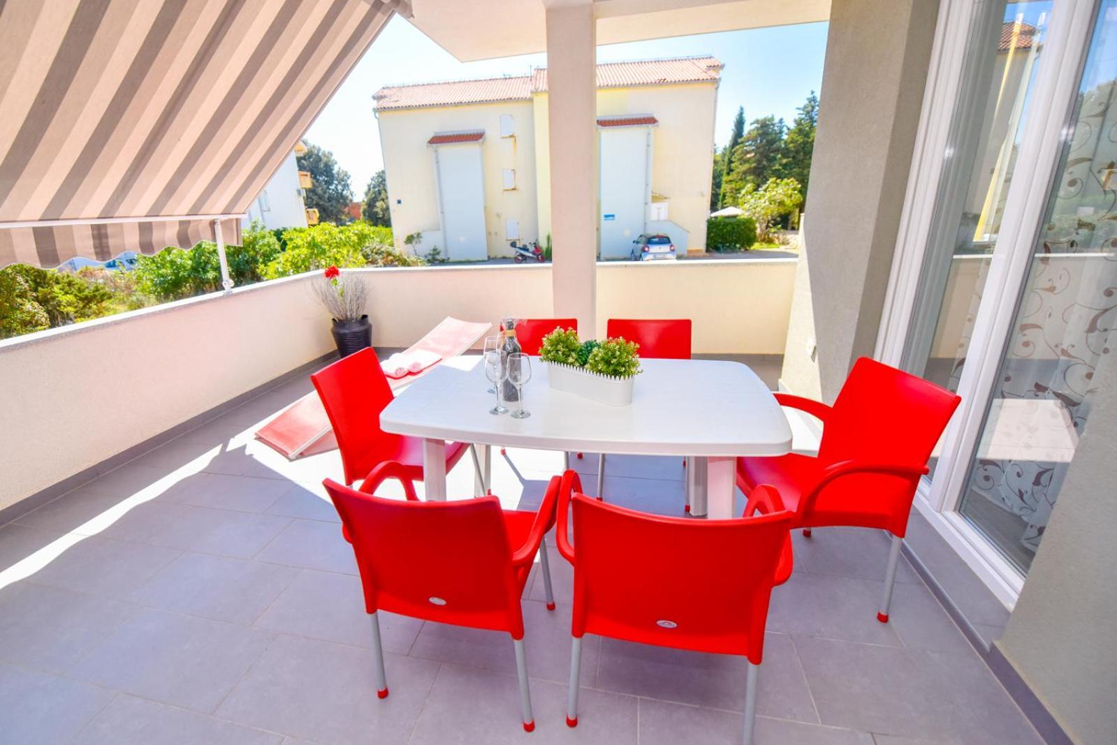 נובליה Apartments Yoko מראה חיצוני תמונה