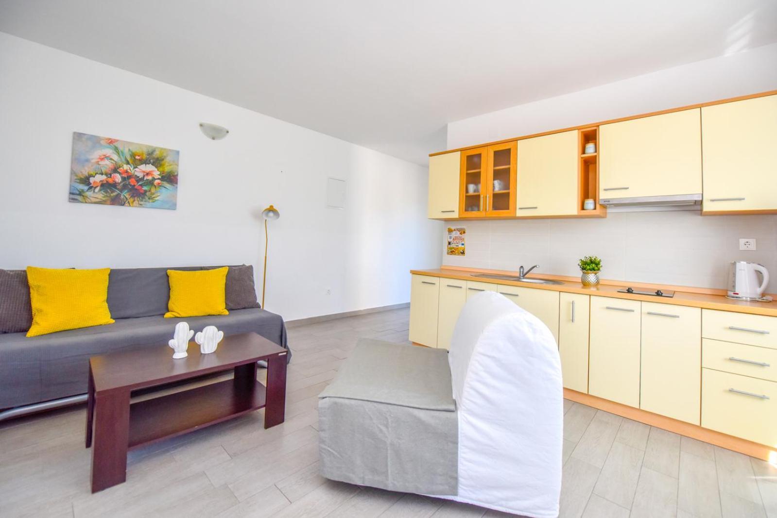 נובליה Apartments Yoko מראה חיצוני תמונה