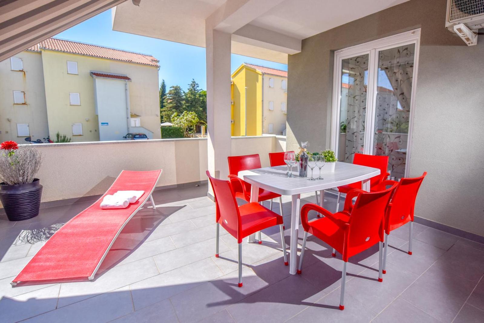 נובליה Apartments Yoko מראה חיצוני תמונה